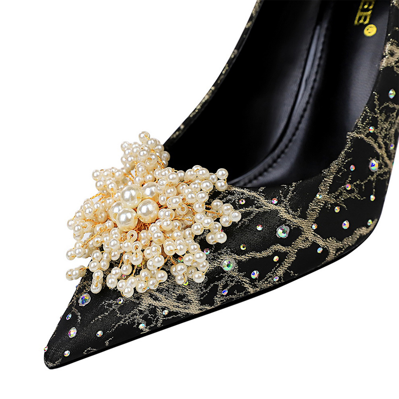 BIGTREE Shoes Pearl Flowers Wo - огляд і ціна Shoe Tree