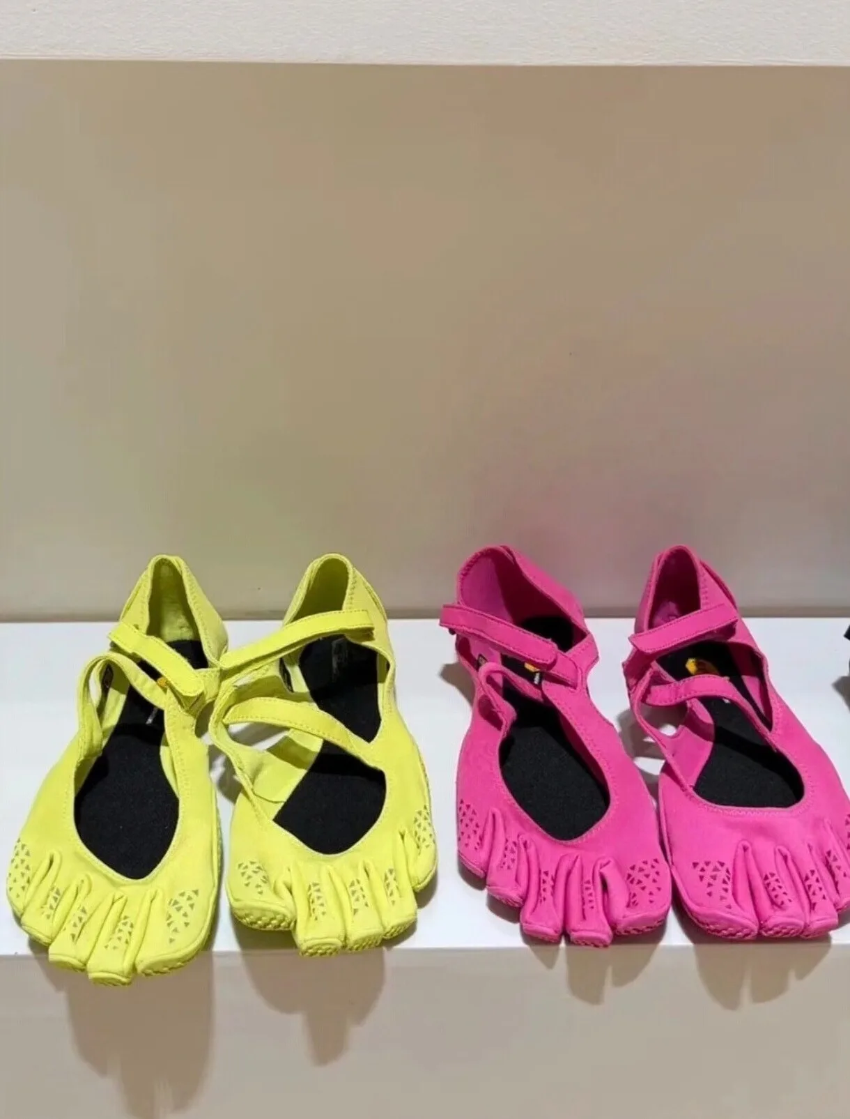 Original Five Fingers Women's  - огляд і ціна Sneaker Box